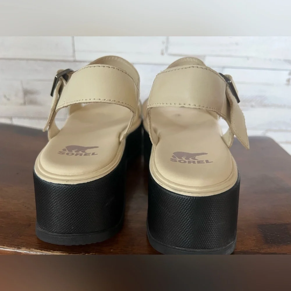 Sorel DAYSPRING Slide Women's Platform Sandal size 8.5